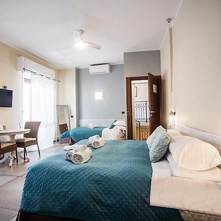L'Antico Borgo Elena Noli Hotel Luaran gambar
