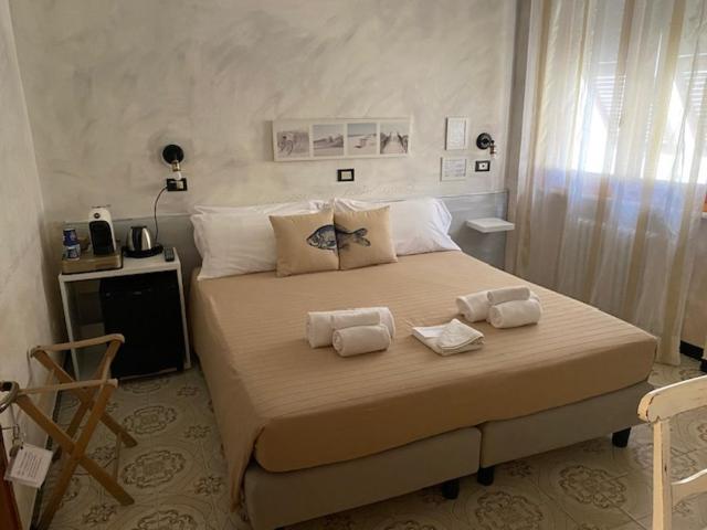 L'Antico Borgo Elena Noli Hotel Luaran gambar
